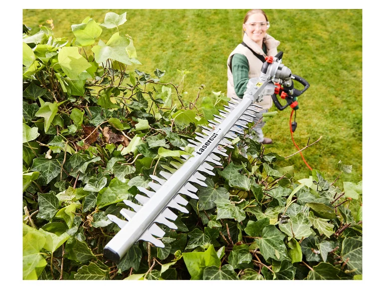 PARKSIDE® Taille-haies à long manche PHSL 710 A1. 710 W